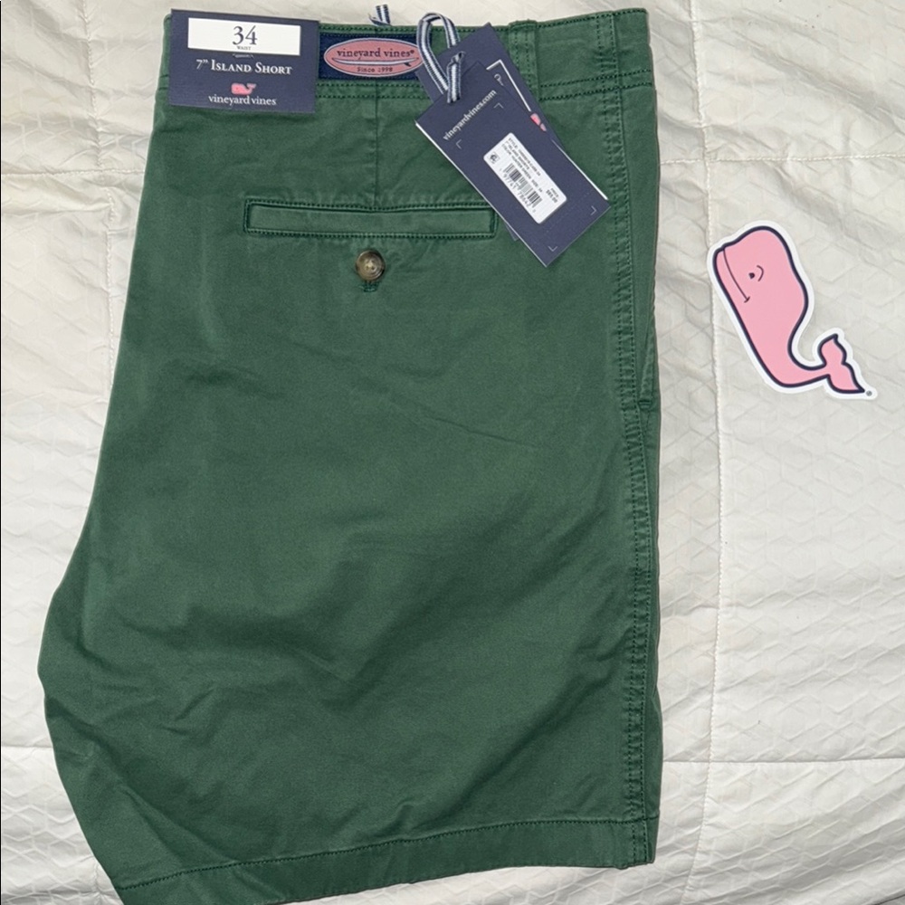 Vineyard Vines Green Flat Front Island Shorts NWT 34 mens